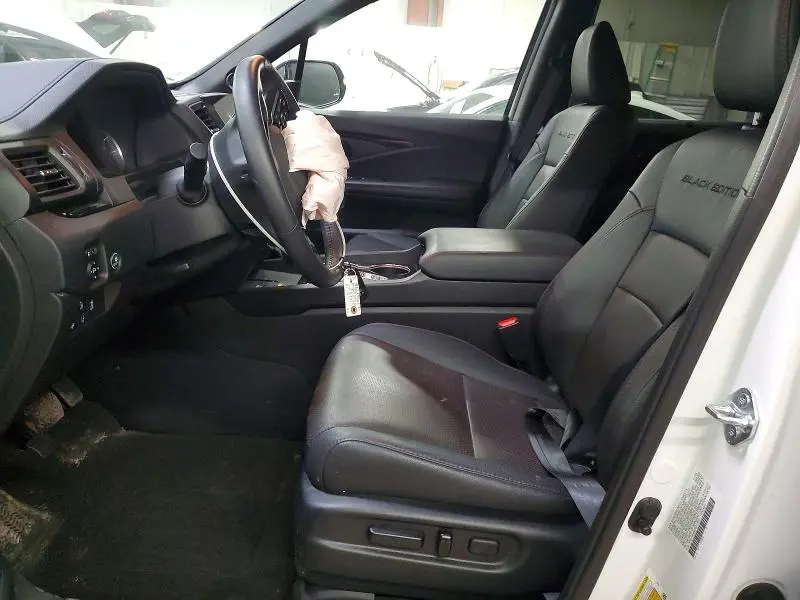2025 HONDA PASSPORT BLACK EDITION  