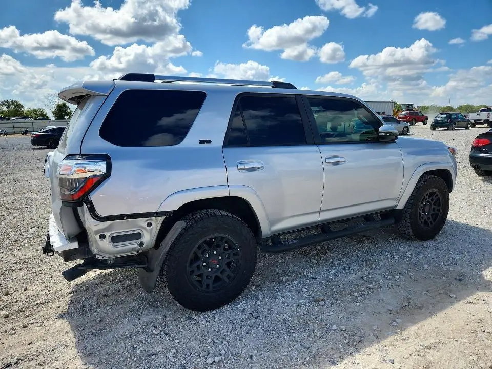 2020 TOYOTA 4RUNNER SR5 PREMIUM  