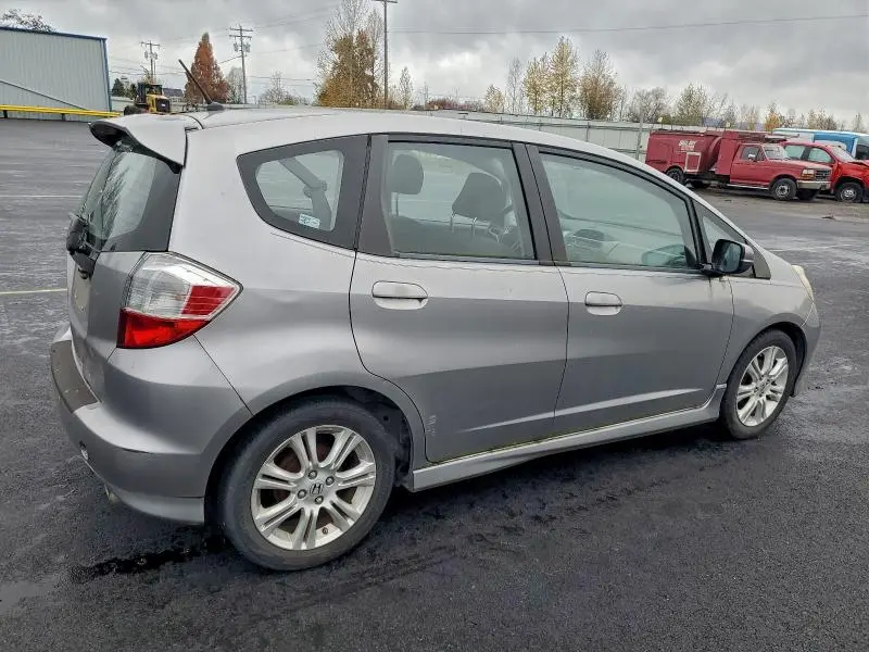 2010 HONDA FIT SPORT  