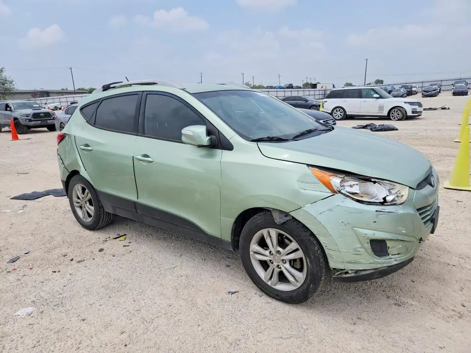 2012 HYUNDAI TUCSON GLS  