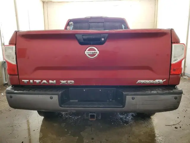 2016 NISSAN TITAN XD SL  