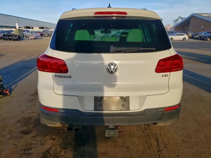2017 VOLKSWAGEN TIGUAN WOLFSBURG  