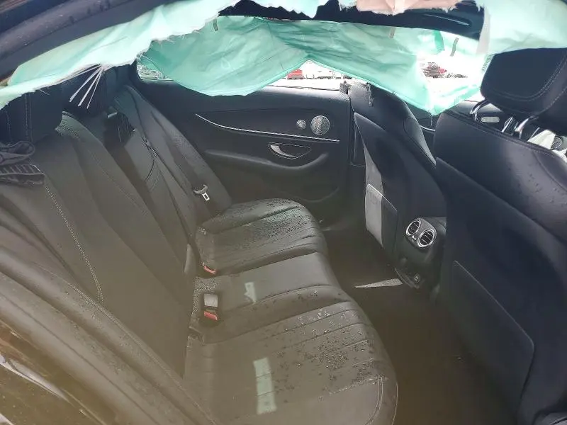 2017 MERCEDES-BENZ E 300  