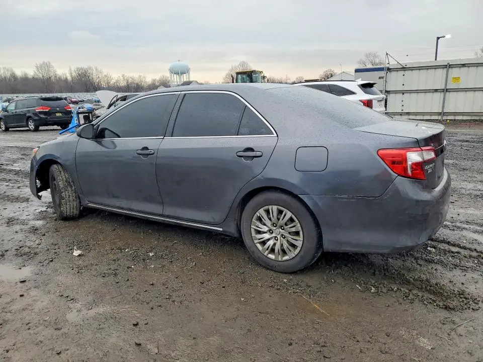 2012 TOYOTA CAMRY LE  