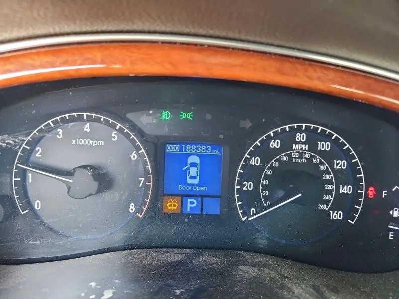2013 HYUNDAI GENESIS 3.8L  