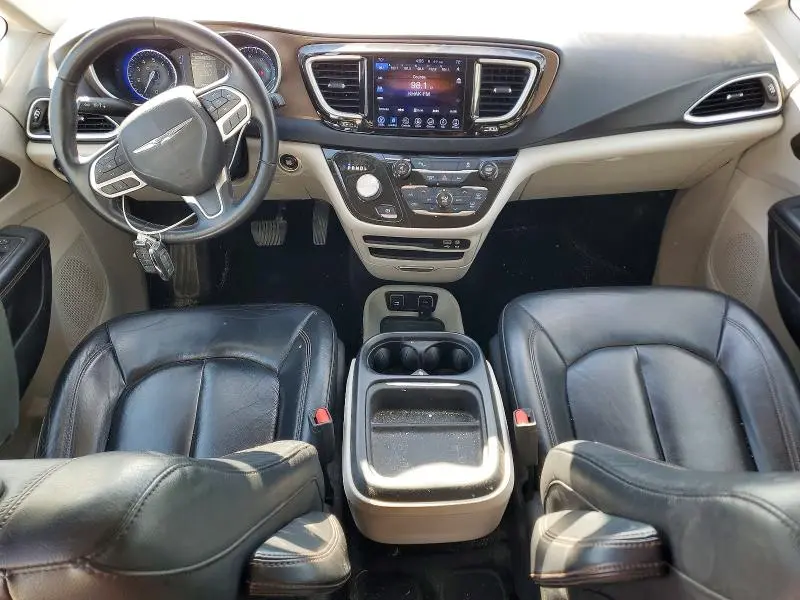 2017 CHRYSLER PACIFICA TOURING L  