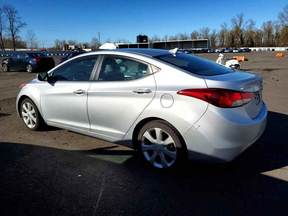 2011 HYUNDAI ELANTRA GLS  