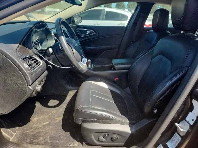 2016 CHRYSLER 200 C  