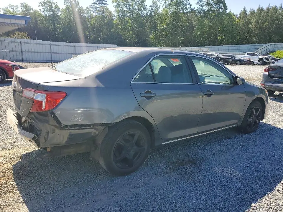 2014 TOYOTA CAMRY   