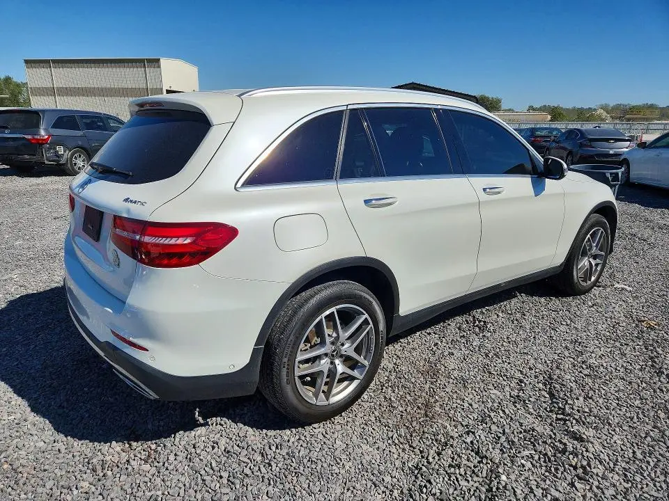 2018 MERCEDES-BENZ GLC 300 4MATIC  
