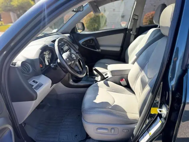 2012 TOYOTA RAV4 LIMITED  