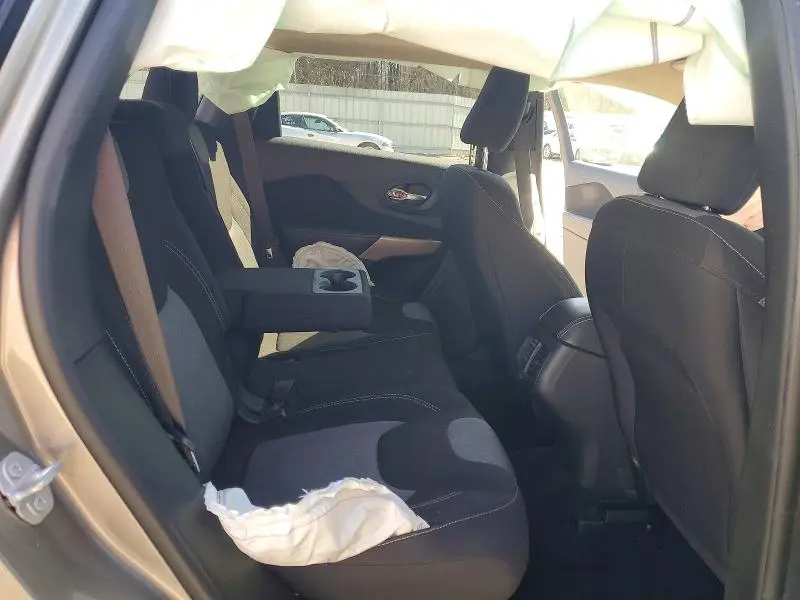 2017 JEEP CHEROKEE SPORT  