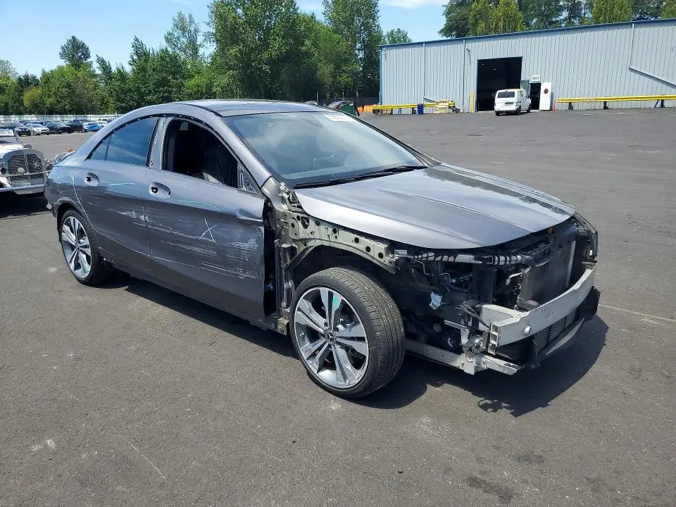 2019 MERCEDES-BENZ CLA 250 4MATIC  