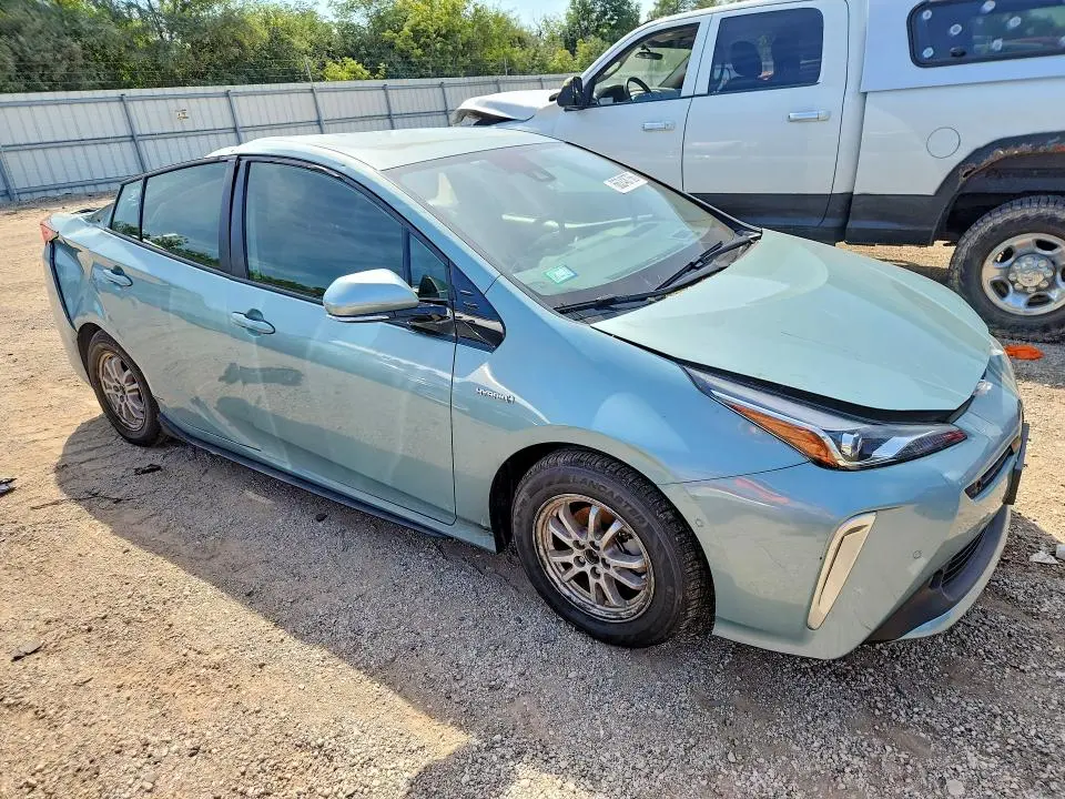 2020 TOYOTA PRIUS XLE AWD-E  