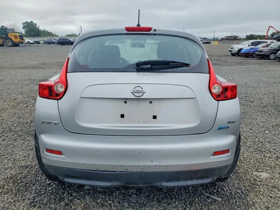 2014 NISSAN JUKE S  