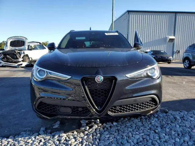 2022 ALFA ROMEO STELVIO TI  
