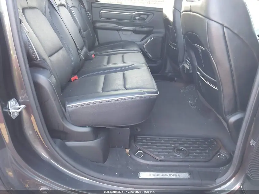 2022 RAM 1500 LIMITED  4X4 5'7 BOX