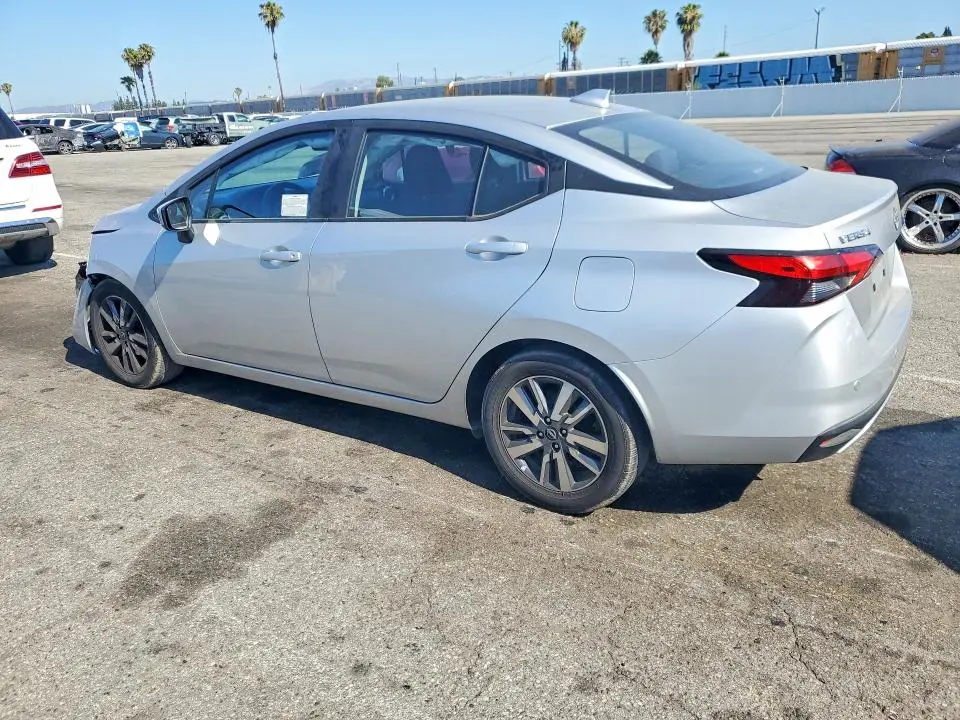 2024 NISSAN VERSA SV  