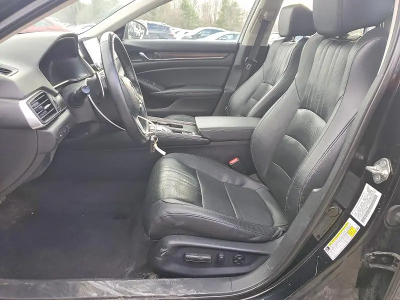 2019 HONDA ACCORD TOURING  