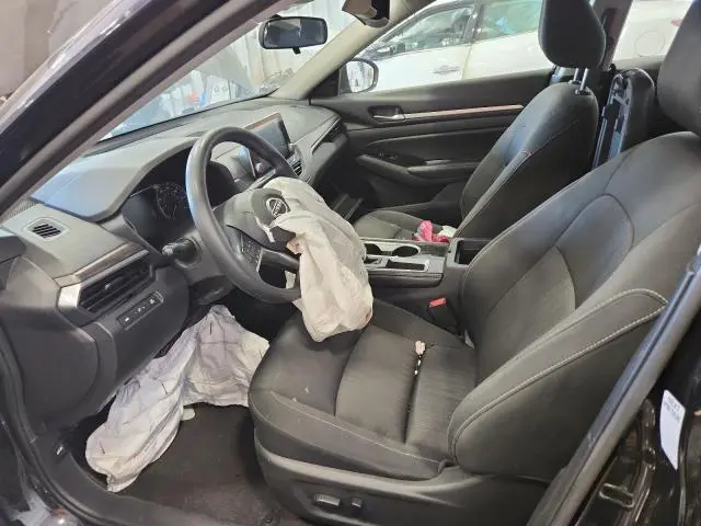 2023 NISSAN ALTIMA SV  
