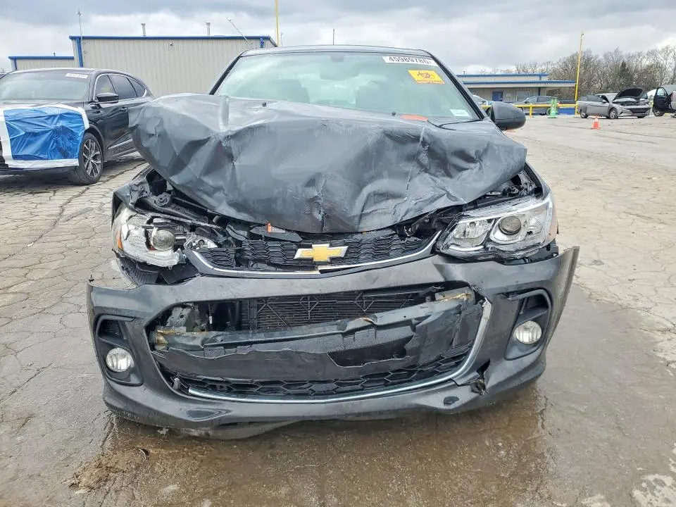 2017 CHEVROLET SONIC LT  