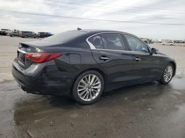 2021 INFINITI Q50 LUXE  