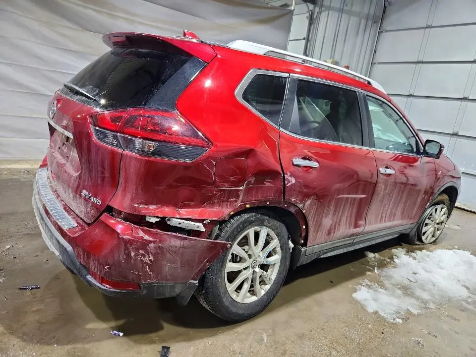 2018 NISSAN ROGUE SV  