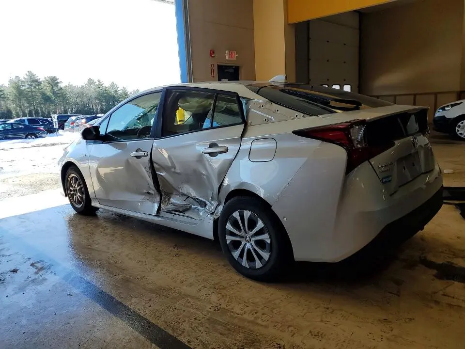 2022 TOYOTA PRIUS   