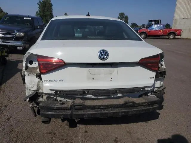 2017 VOLKSWAGEN PASSAT SE  