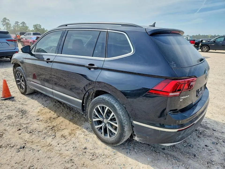 2020 VOLKSWAGEN TIGUAN SE  