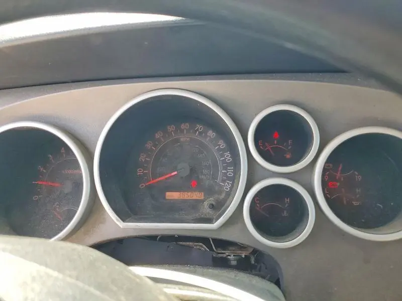 2010 TOYOTA TUNDRA   