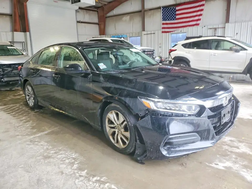 2018 HONDA ACCORD LX  