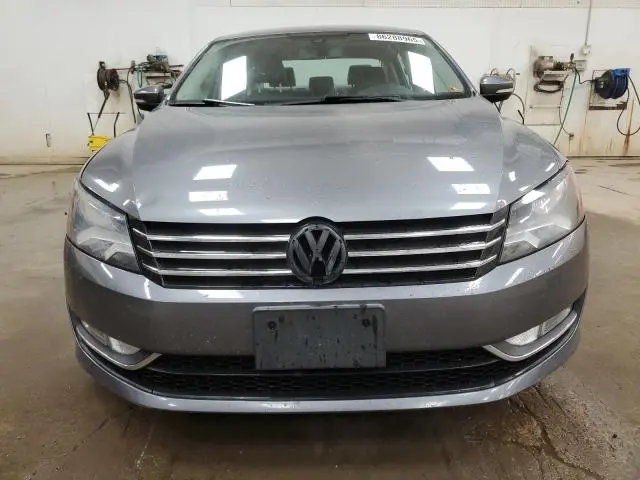 2015 VOLKSWAGEN PASSAT S  