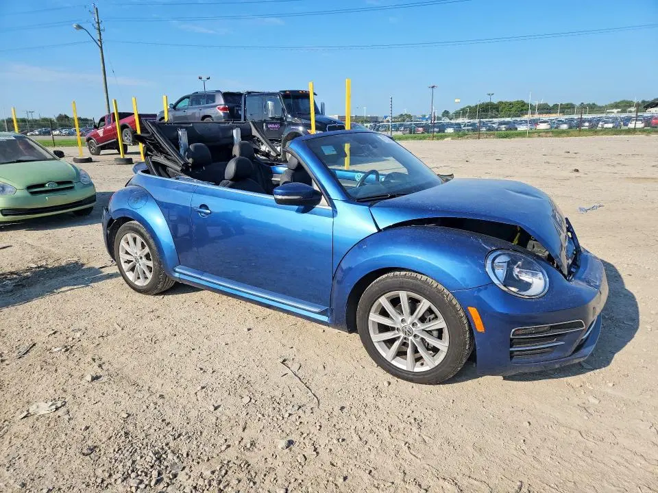 2017 VOLKSWAGEN BEETLE S/SE  