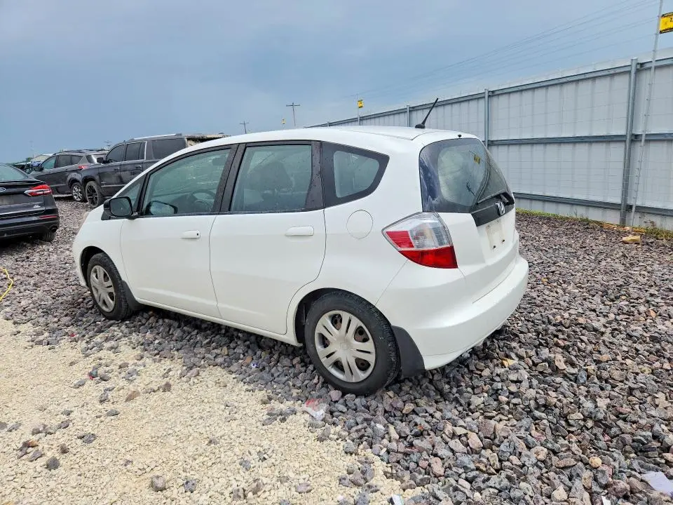 2010 HONDA FIT   