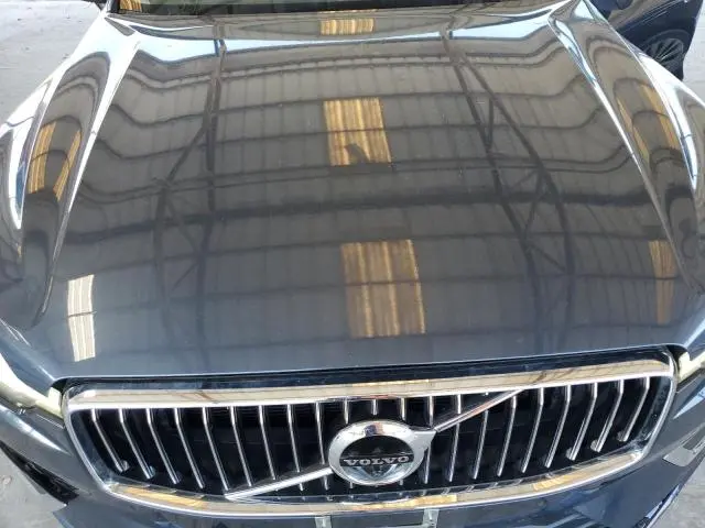 2021 VOLVO XC60 T6 INSCRIPTION  
