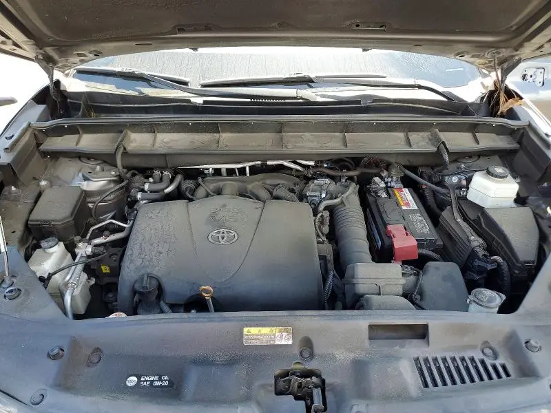 2020 TOYOTA HIGHLANDER L  