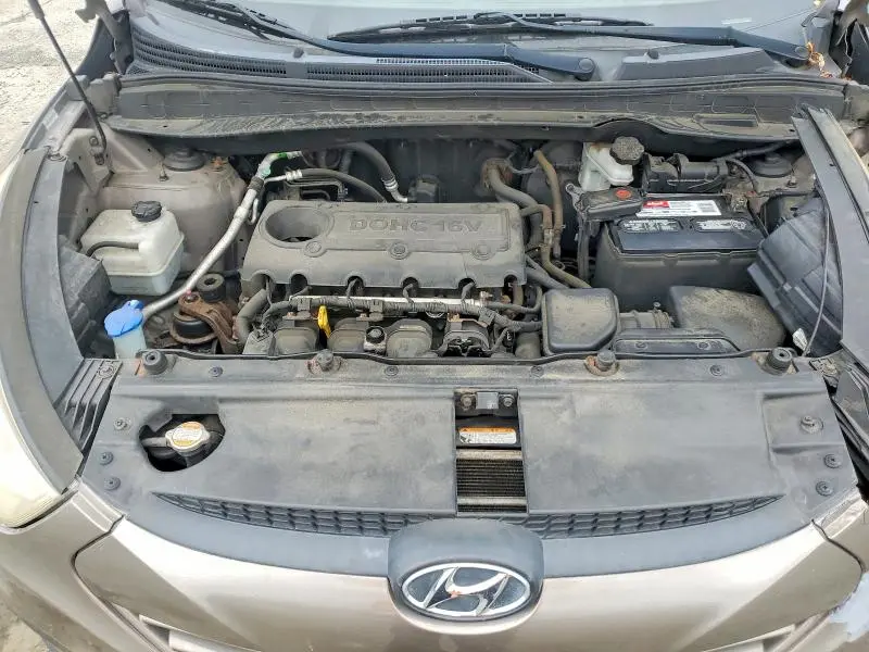 2012 HYUNDAI TUCSON GLS  