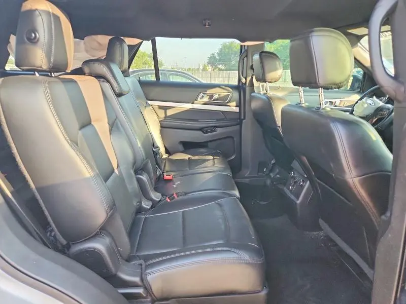 2017 FORD EXPLORER XLT  