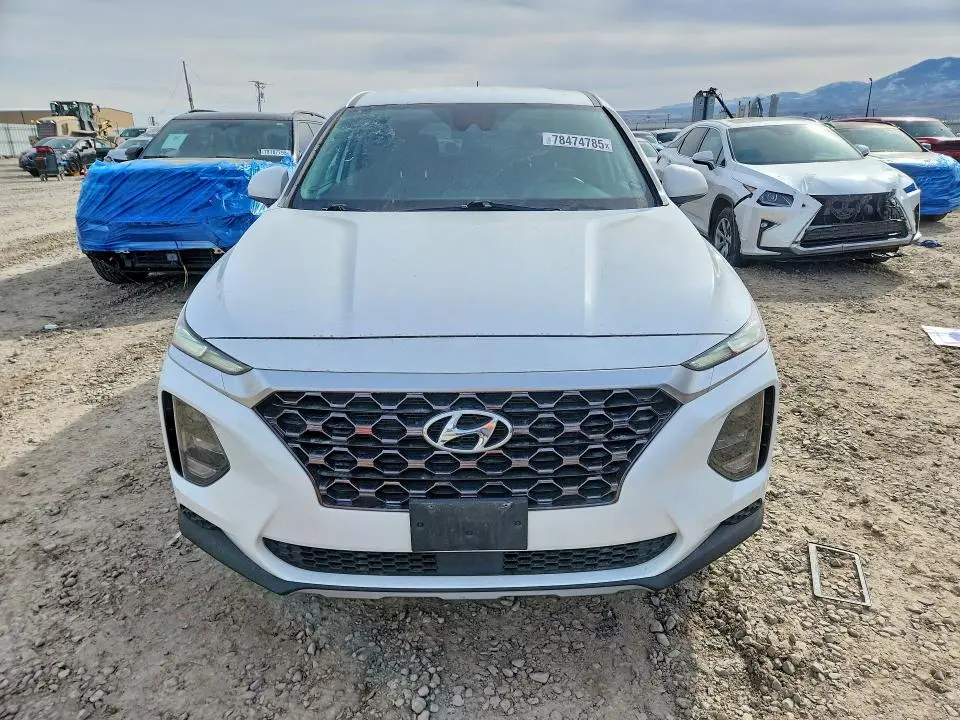 2020 HYUNDAI SANTA FE SE  