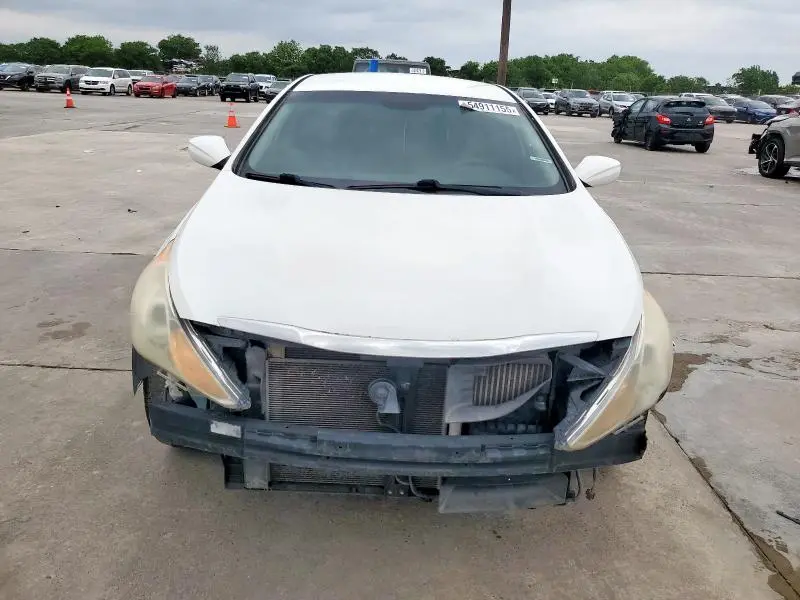 2011 HYUNDAI SONATA SE