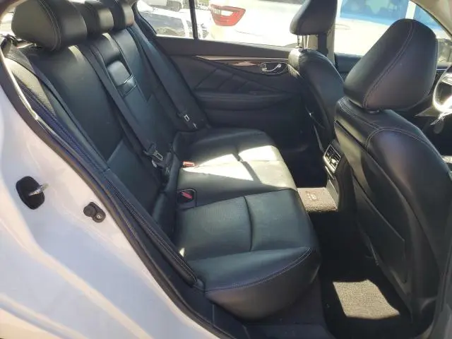 2018 INFINITI Q50 LUXE