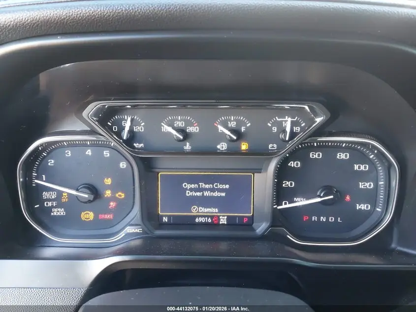 2020 GMC SIERRA 1500 4WD  SHORT BOX SLT