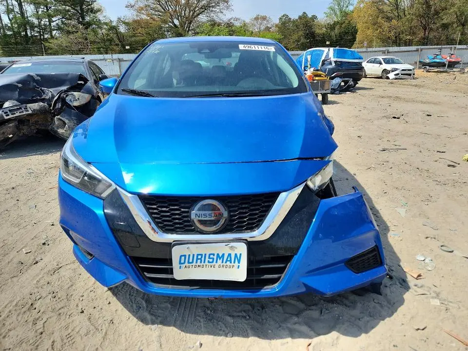 2021 NISSAN VERSA SV  