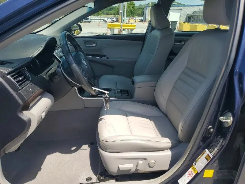 2015 TOYOTA CAMRY XLE  