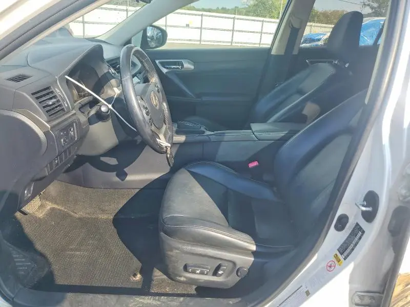 2015 LEXUS CT 200  