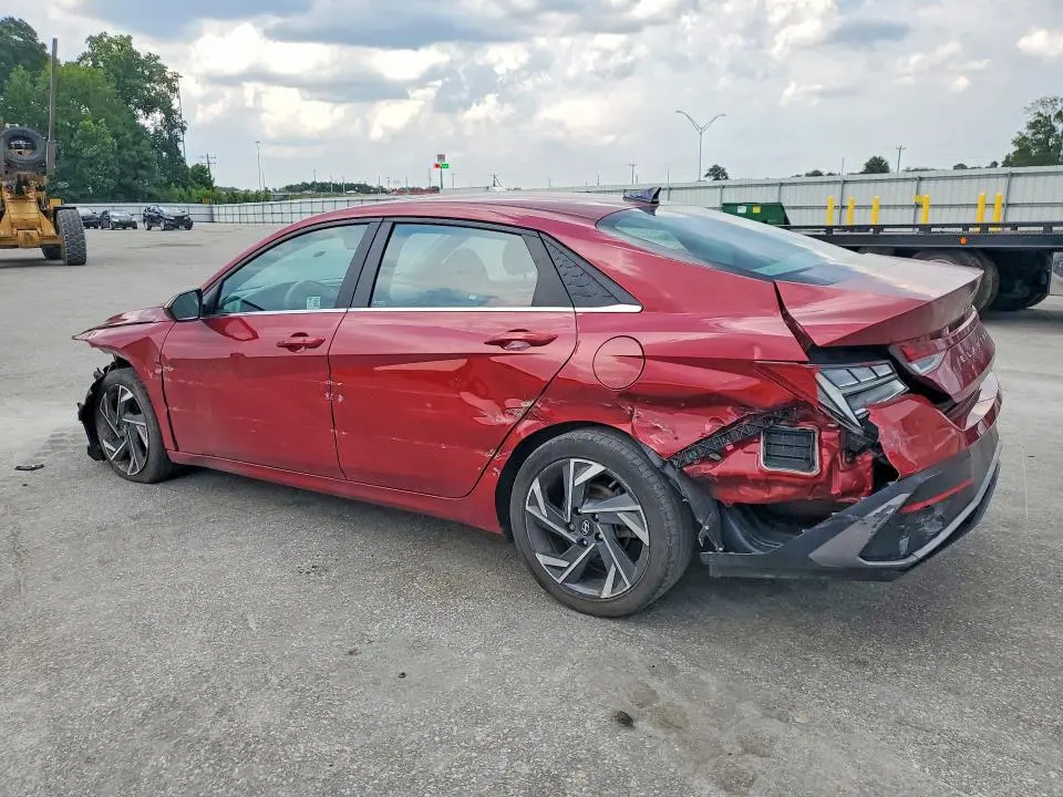 2024 HYUNDAI ELANTRA SEL  