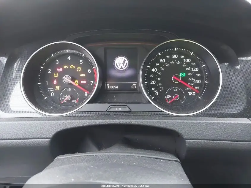 2016 VOLKSWAGEN GOLF GTI AUTOBAHN W/PERFORMANCE PACKAGE 4-DOOR