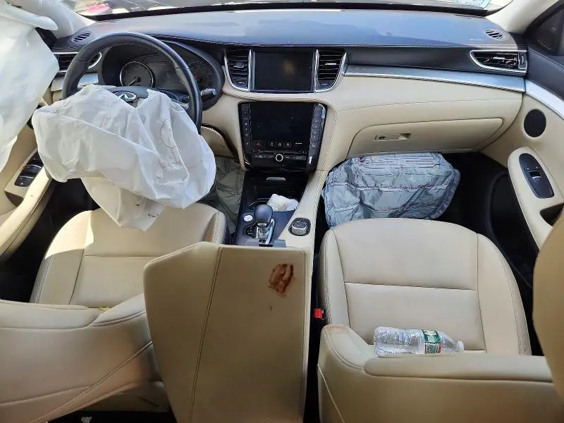 2020 INFINITI QX50 LUXE  