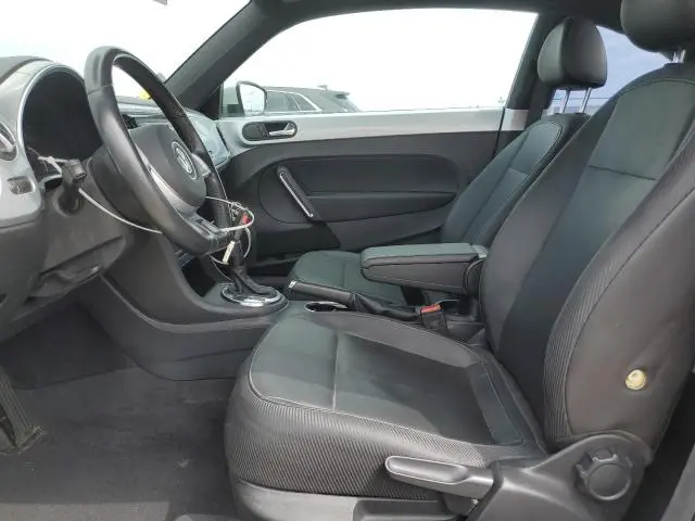 2013 VOLKSWAGEN BEETLE   